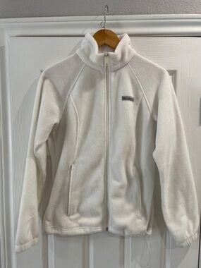 Like New, Women’s White Columbia Jacket, Size Medium